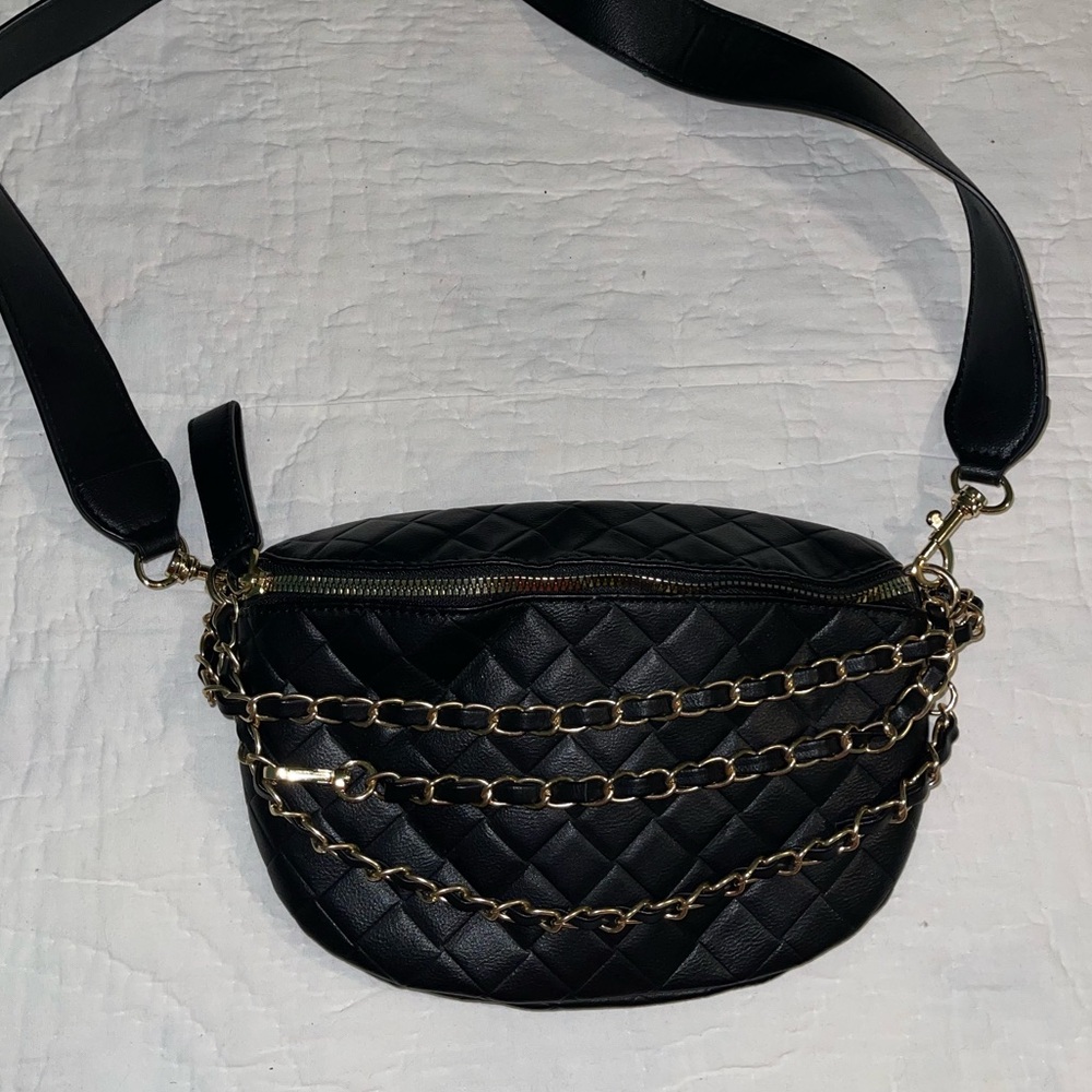Black Chain Quilted Belt Bag - New